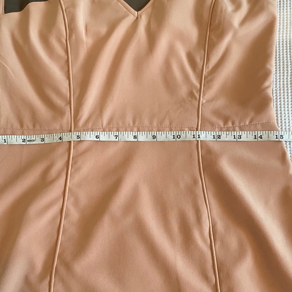 Peach and Dark Tan Fully lined Sheath Dress. Size M. - Picture 5 of 11